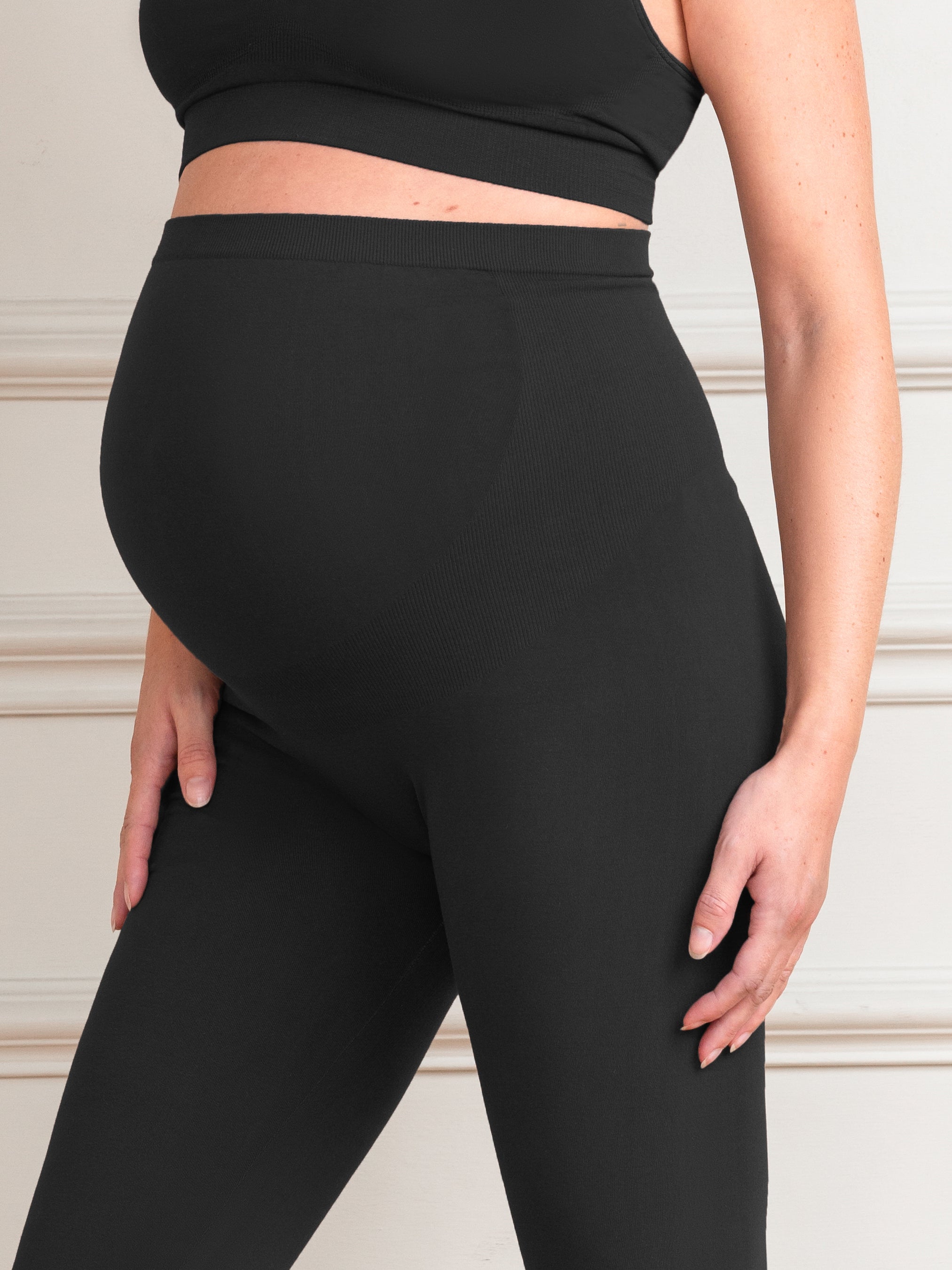 Ultimate Seamless Over Bump Maternity Leggings