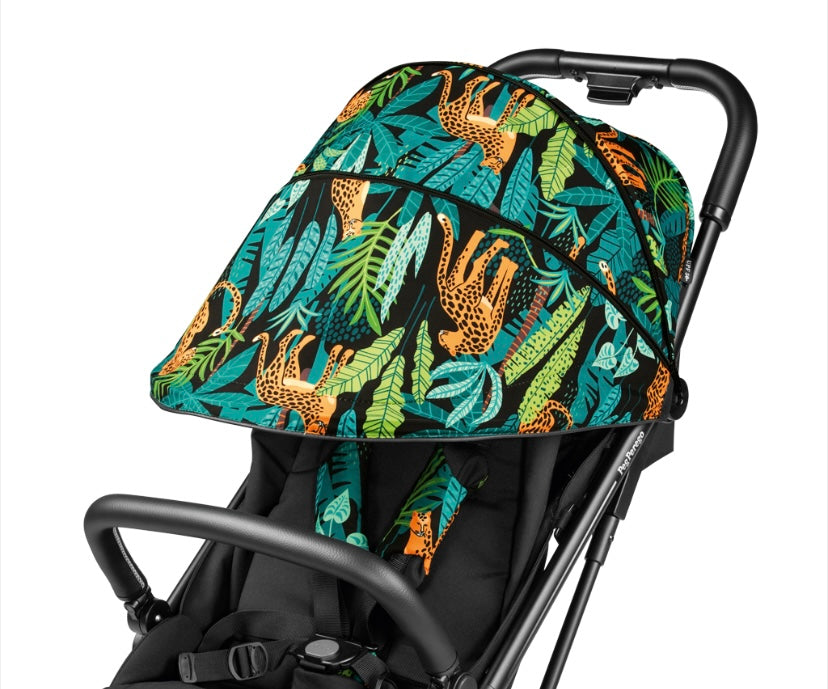 Selfie by Peg Perego is a light and compact stroller